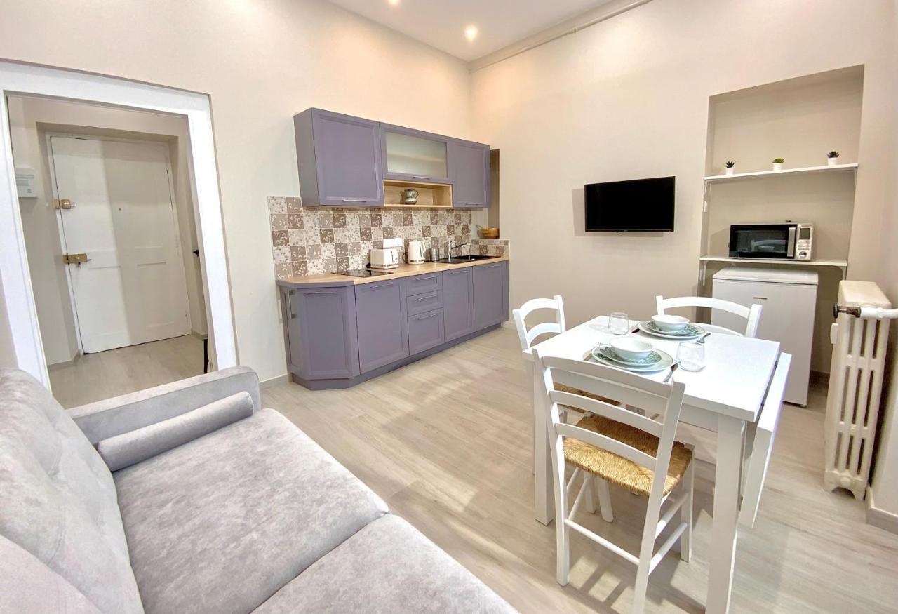 Charmes De Provence - Centre Historique Apartment Шамбери Екстериор снимка